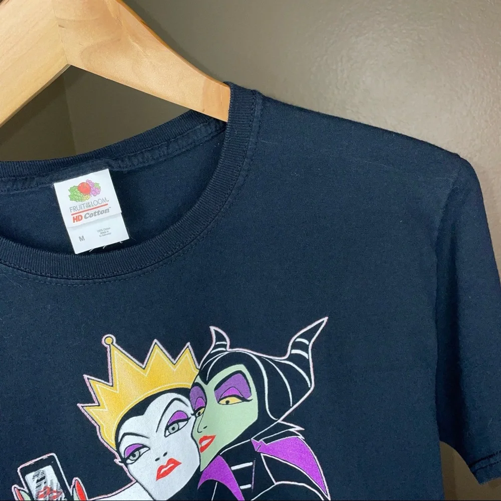 Disney Villains Black Graphic Tee Maleficent Queen Grimhilde Selfie Shirt - Picture 4 of 5